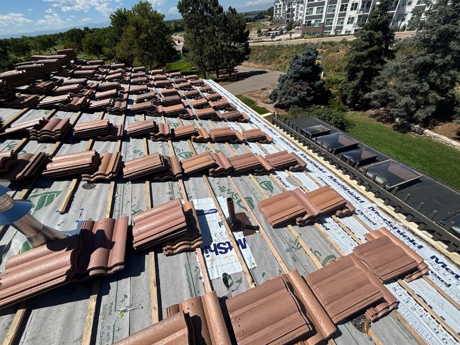 Why Hiring a Directorii Roofing Contractor Matters for Your Home